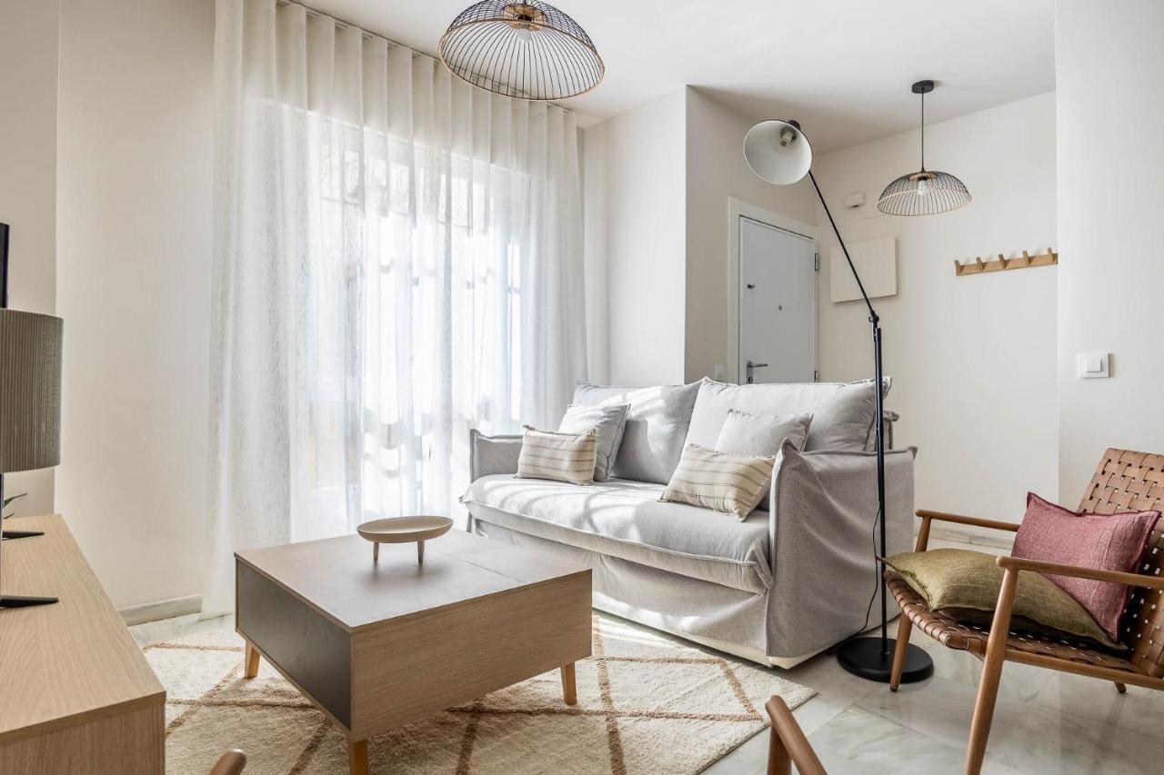 Amplisimo Apartamento De Diseno Nuevo En El Corazon De Triana, Parking Included Севілья Екстер'єр фото