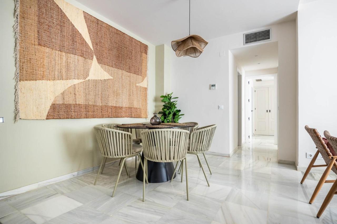 Amplisimo Apartamento De Diseno Nuevo En El Corazon De Triana, Parking Included Севілья Екстер'єр фото